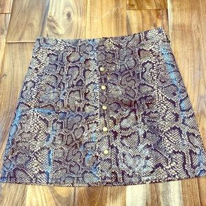 Leopard print skirt.